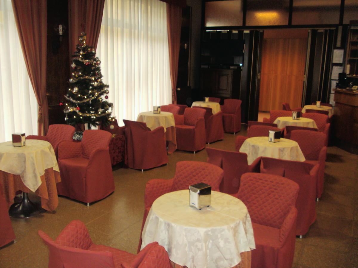 Hotel Ristorante Vittoria 桑特伊阿 外观 照片